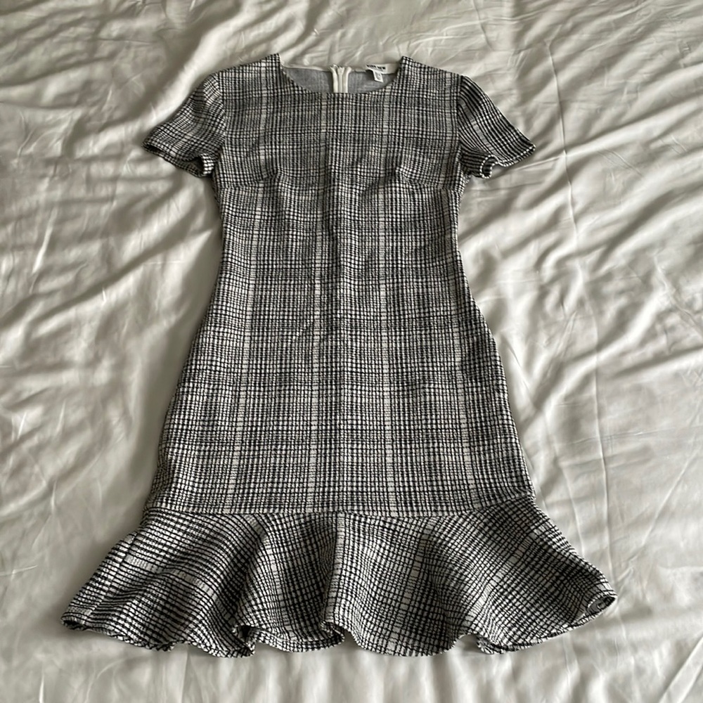❌SOLD❌ Evernew Fitted Dress